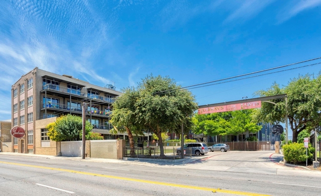 831 S Flores Street - Photo 1
