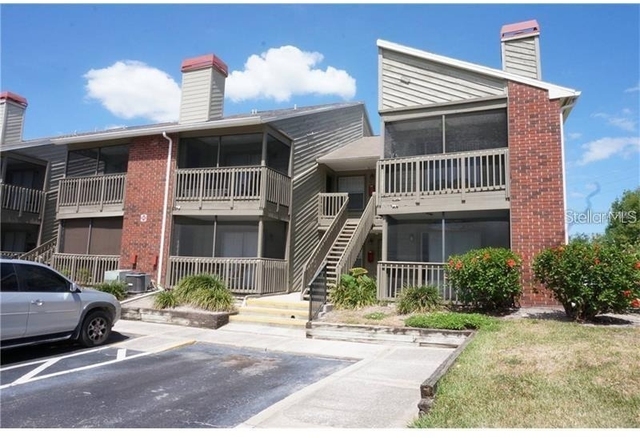 9100 Dr Martin Luther King Jr  - Photo 1