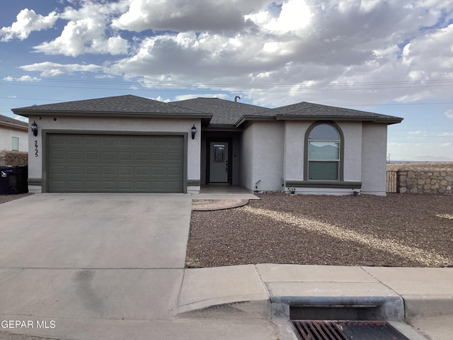 5925 Speyside Drive - Photo 1