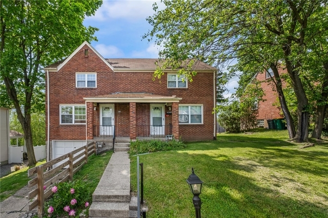 105 5th Ave - Photo 1