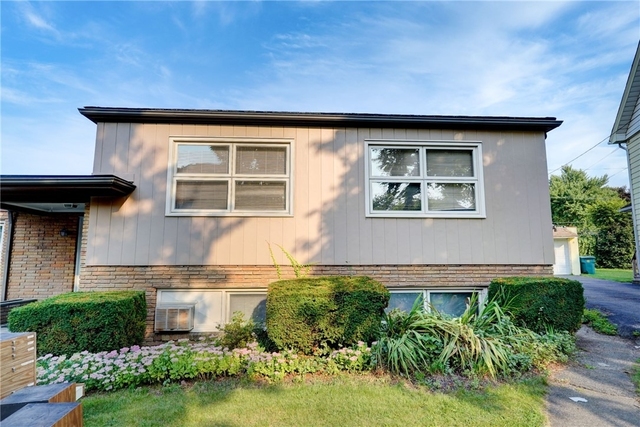 2233 Clifford Avenue - Photo 1