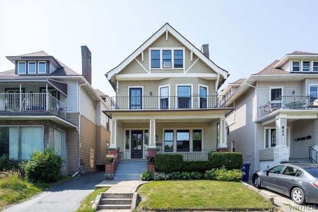 825 Forest - Photo 1