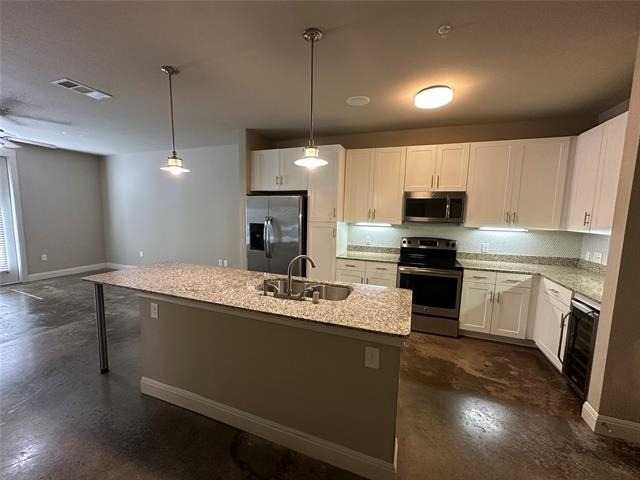 801 N Bishop Avenue - Photo 1