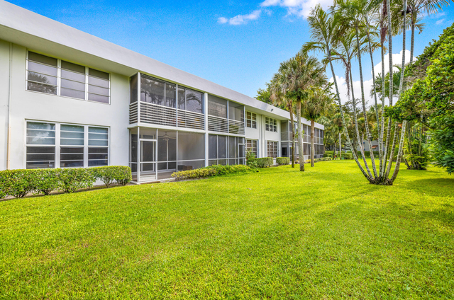 4200 Oaks Terrace - Photo 1