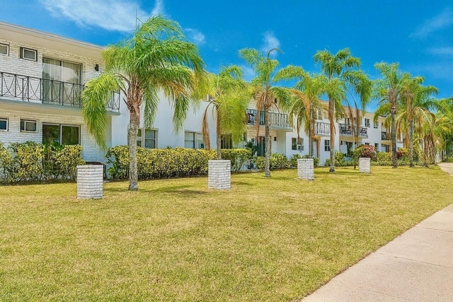 6150 Sw 37th Street - Photo 1