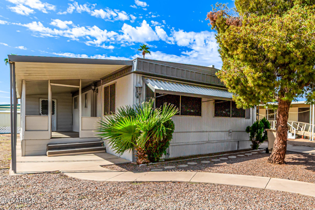 2650 W Union Hills Drive - Photo 1