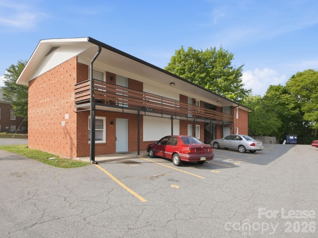 260 Ne Church Street N - Photo 1