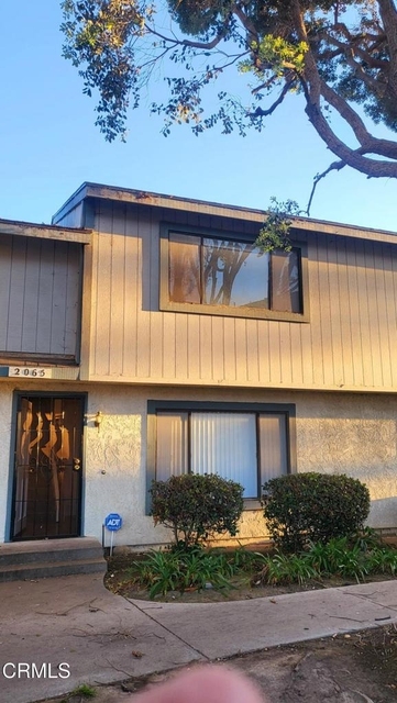 2065 E Bard Road - Photo 1