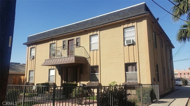 521 Pomona - Photo 1