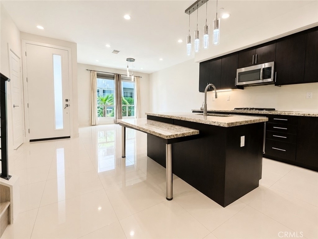 2400 Aperture - Photo 1