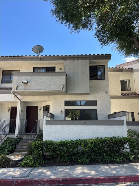 63 Willowcrest - Photo 1