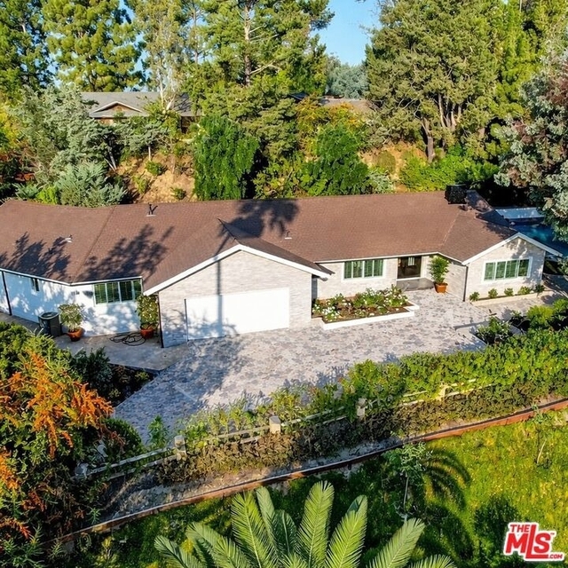 4732 Del Moreno Drive - Photo 1