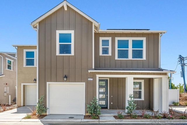 1527 Wingwood - Photo 1