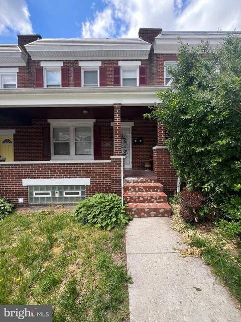 4321 Sheldon Avenue - Photo 1