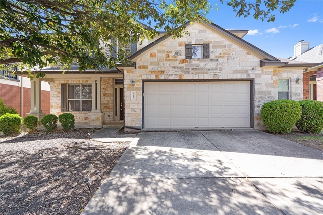 620 Middle Creek Dr - Photo 1