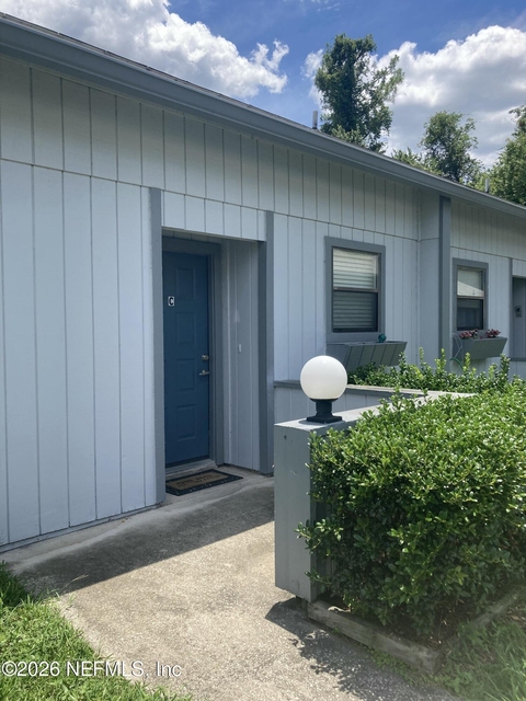 1270 Ticonderoga - Photo 1