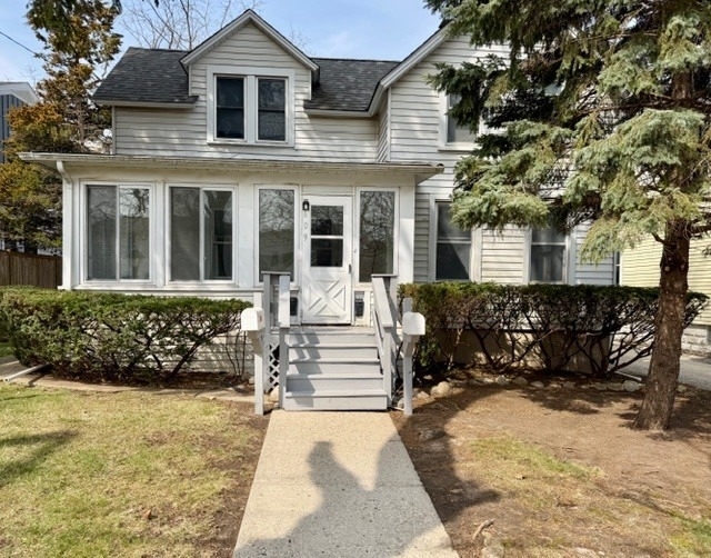 609 1st Street - Photo 1