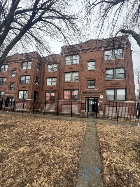 73 E 69th Street - Photo 1