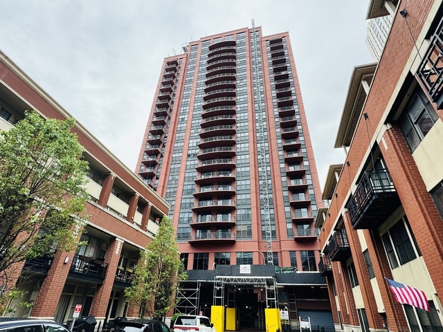330 N Jefferson Street - Photo 1