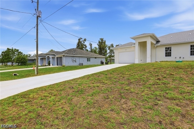 4710 27th Street Sw - Photo 1