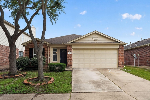 20114 Larkspur Landing - Photo 1