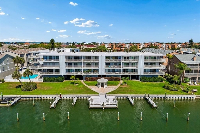 719 Pinellas Bayway S - Photo 1