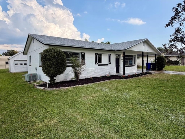 109 Dakota Avenue - Photo 1