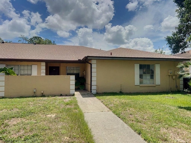 1421 Sophie Boulevard - Photo 1