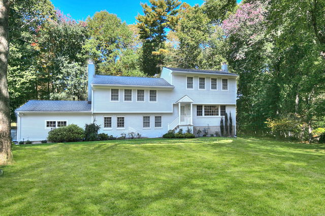 20 Joann Circle - Photo 1