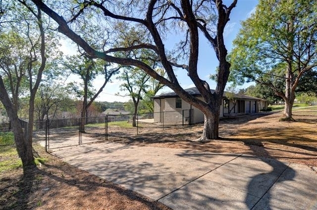 5549 Sam Calloway Road - Photo 1