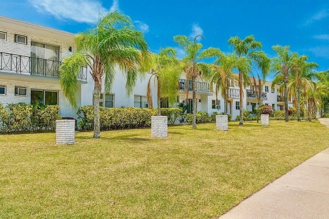 6150 Sw 37th Street - Photo 1