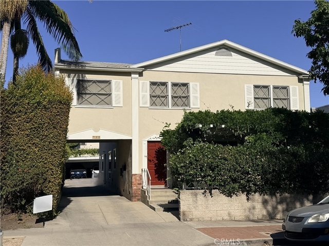 722 Westbourne - Photo 1