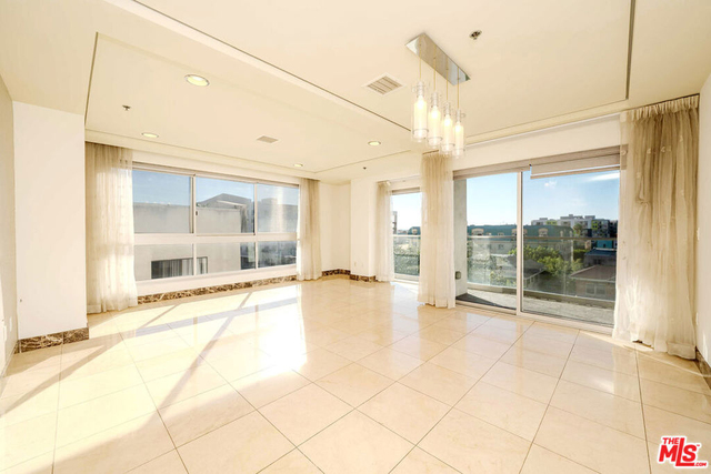 702 S Serrano Avenue - Photo 1