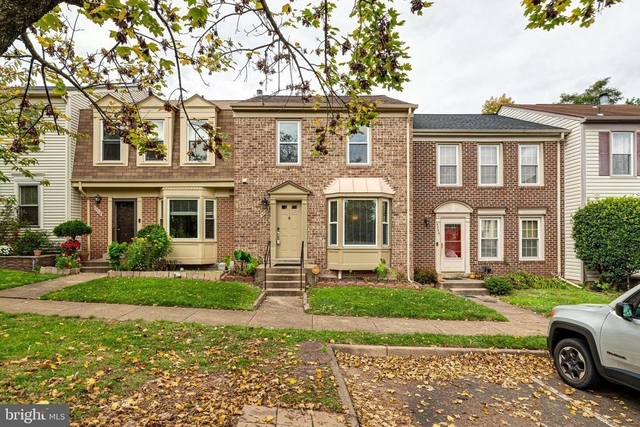 5708 Heritage Crossing Court - Photo 1