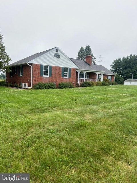 3027 Thurston Road - Photo 1