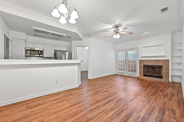 3111 Tom Green St - Photo 1