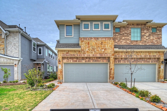 1535 Crystal Stream Drive - Photo 1