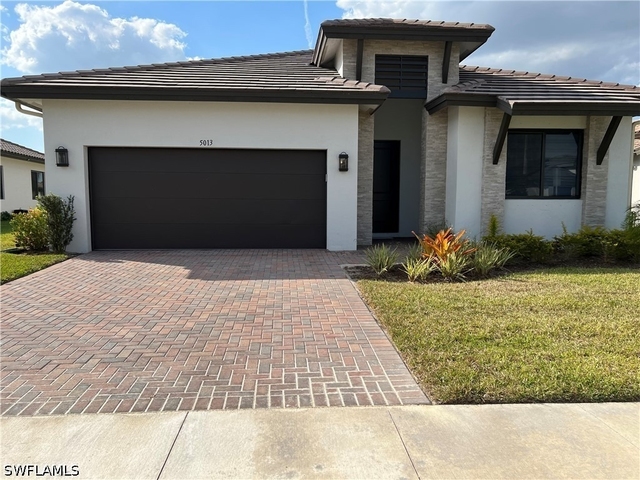 5013 Florence Drive - Photo 1