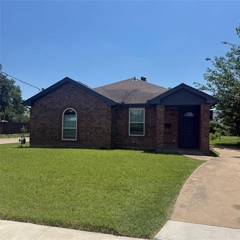1902 Angelina Drive - Photo 1