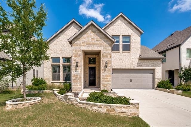 1240 Crescent Lane - Photo 1
