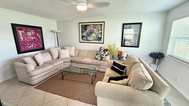 316 Markham - Photo 1