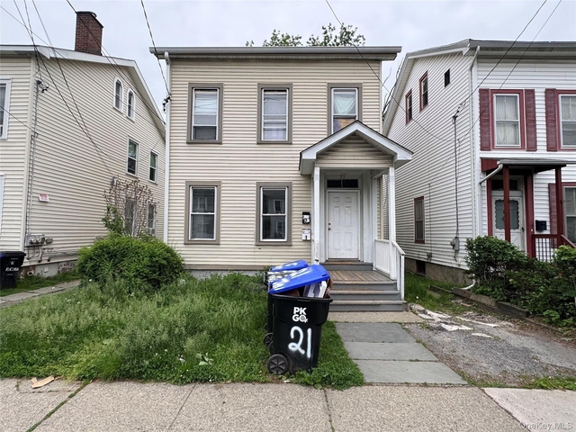 21 Jewett Avenue - Photo 1