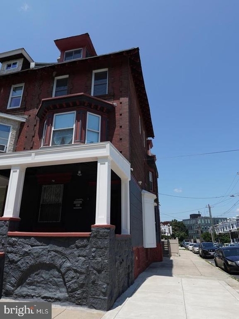 5013 Chester Avenue - Photo 1