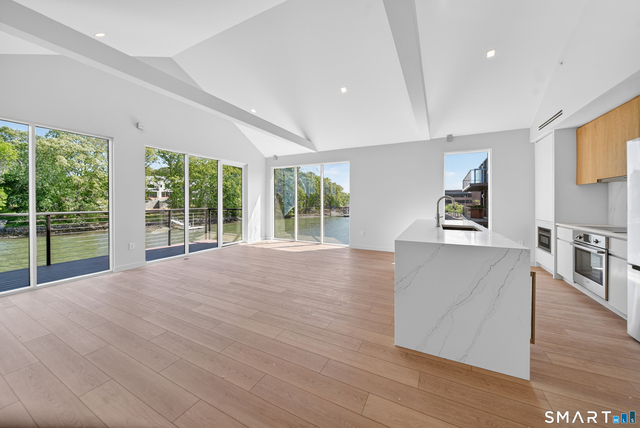 253 Riverside Avenue - Photo 1