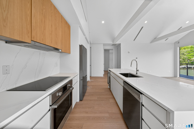 253 Riverside Avenue - Photo 1