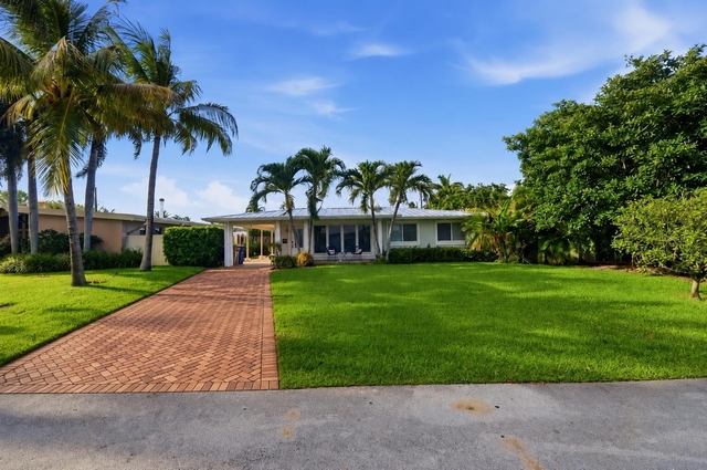 2685 Se 6th Street - Photo 1