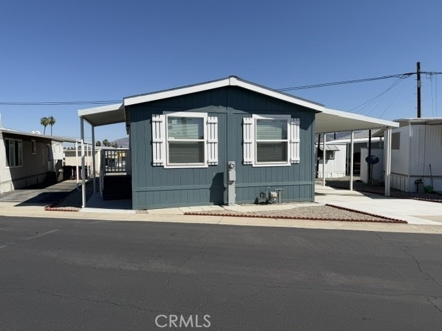 43601 Florida Avenue - Photo 1
