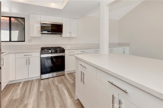 28181 Sorrento - Photo 1
