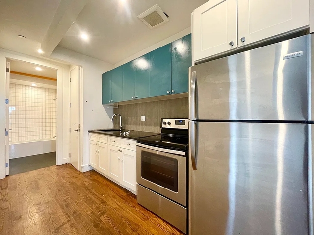 Clarendon Road - Photo 1
