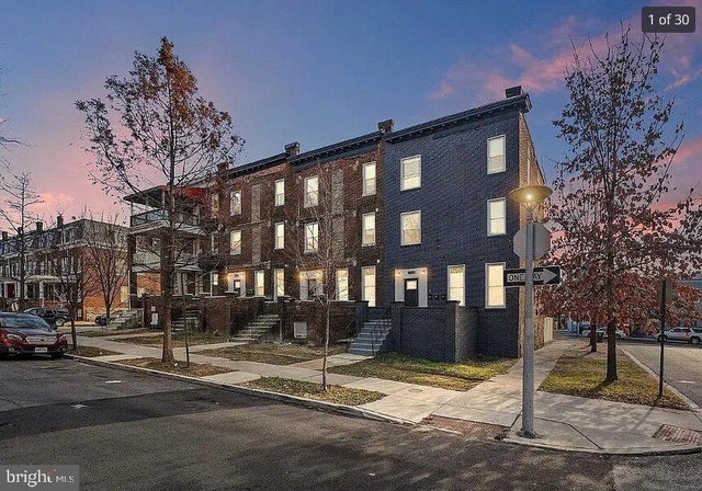 2301 Whittier Avenue - Photo 1